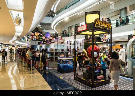 Marvel pop up store a shopping Mall (centro) in Hong Kong Foto Stock