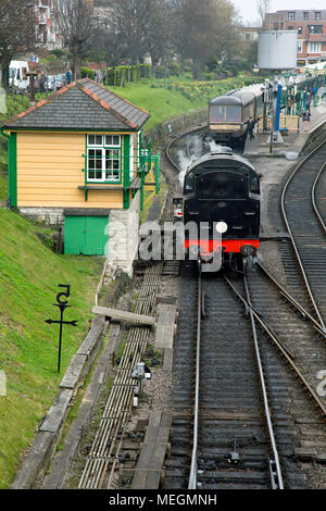 Swanage Dorset, Inghilterra, aprile 2018, treni a vapore alla stazione. Foto Stock