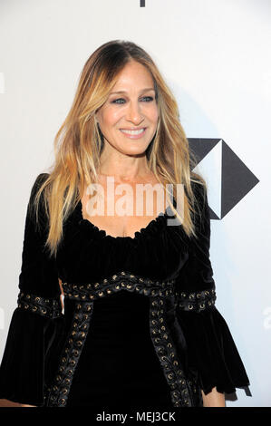 NEW YORK, NY - 19 aprile: attrice Sarah Jessica Parker frequenta un screening di 'Blu notte' durante il 2018 Tribeca Film Festival al teatro SVA on April 19, 2018 in New York City. Foto Stock