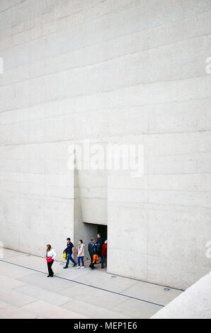 Il Peter Bohm progettato l'ingresso alla Collezione statale di arte egizia Museum di Monaco di Baviera in Germania. (Staatliche Sammlung für Ägyptische Kunst) Foto Stock