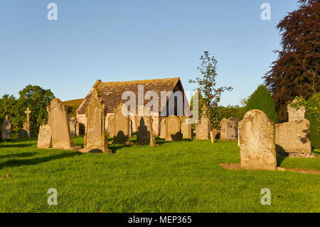 Il vecchio Edzell Kirkyard ed il cimitero, compresa la Lindsay sepoltura corridoio situato vicino al Castello Edzell in Angus, Scozia. Foto Stock