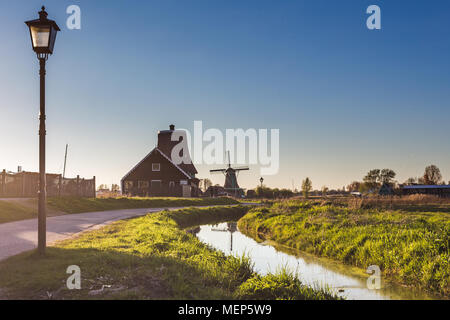 Mulini a vento di Zaanse Schans - Olanda Paesi Bassi Foto Stock