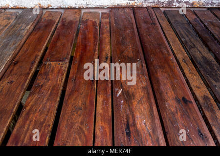 Pannello in legno piano vuoto texture di sfondo in prospettiva Foto Stock