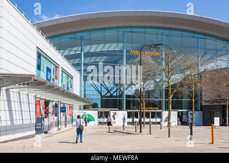 Milton Keynes center esterno del milton keynes intu shopping center milton keynes buckinghamshire Inghilterra gb uk europa Foto Stock