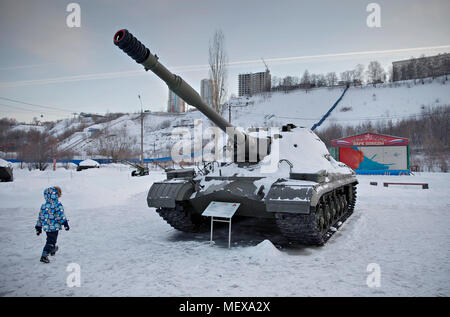 Il Parco della Vittoria, veicoli militari, Nizhny Novgorod, serbatoio, T-10M Foto Stock