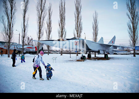 Il Parco della Vittoria, veicoli militari, Nizhny Novgorod, MiG-25PU Foxbat Foto Stock