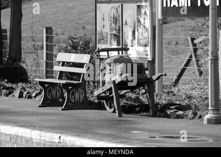 Severn Valley Railway, England Regno Unito, 1940s aspetto, durante la seconda guerra mondiale, WW2, scenario e attrezzature Foto Stock