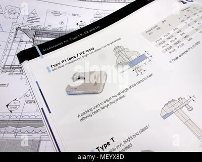 Il dispositivo di fissaggio foglio dati tecnici per fissaggi utilizzati nella costruzione ed engineering industries Foto Stock