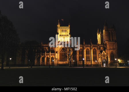 Cattedrale di Bristol durante la notte Foto Stock