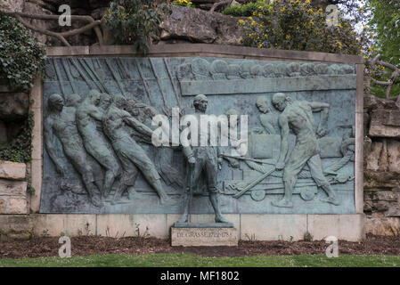 Statua di Ammiraglio de Grasse, Avenue des Nations Unies, Parigi, Francia Foto Stock