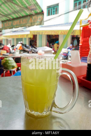 Succo di canna da zucchero, Città di Ho Chi Minh (Saigon) Vietnam Foto Stock