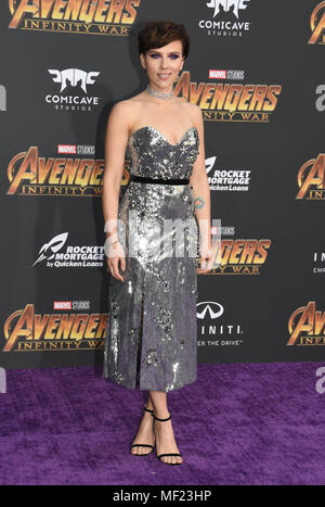 Los Angeles, California, USA. 23 Aprile, 2018. L'attrice Scarlett Johansson assiste la Premiere mondiale di Disney e meraviglie 'vendicatori: infinito la guerra" il 23 aprile 2018 a Los Angeles, California. Foto di Barry re/Alamy Live News Foto Stock