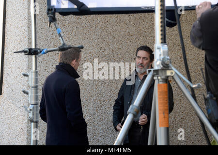 Le riprese della serie TV Shetland sulle strade di Lerwick Shetland con Douglas Henshall Foto Stock