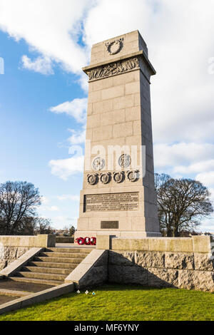 Il granito memoriale di guerra nel Parco Riccurby, Carlisle, Cumbria Regno Unito Foto Stock