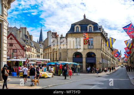 Mercato in Digione, Cote d'Or, Borgogna, Francia Foto Stock