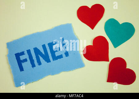 Scrittura testo motivazionale di fine chiamata. Concetto significato senza costi nascosti da grandi imprese in movimento strappo scritto una nota adesiva carta pianura indietro Foto Stock