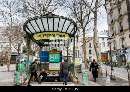 Abbesses la stazione della metropolitana di Montmartre , Parigi Foto Stock