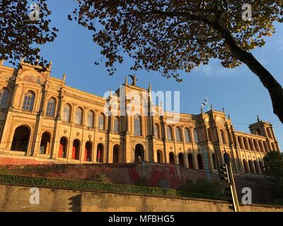 Maximilianeum, Casa del Parlamento bavarese, Monaco di Baviera, Germania, Europa, suolo pubblico Foto Stock