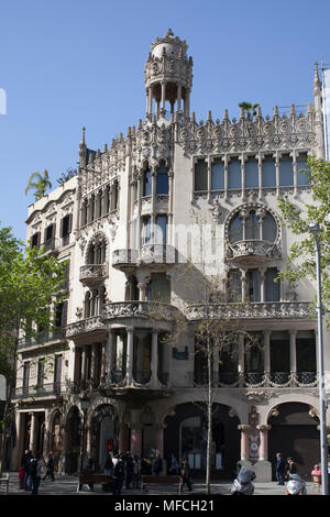 La Casa Lleó Morera è un edificio progettato da notare modernisme architetto Lluís Domènech i Montaner. Foto Stock