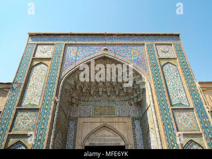 La Moschea Vakil ingresso accanto a Vakil Bazaar, Shiraz, Iran Foto Stock