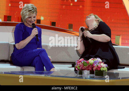 Willkommen bei Carmen Nebel, Hof, Aufzeichnung vom 24.03.2018 Con: Maite Kelly, Carmen Nebel dove: Hof, Germania Quando: 25 Mar 2018 Credit: Becher/WENN.com Foto Stock