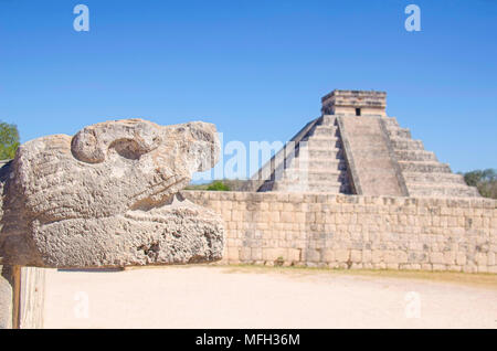 La più notevole struttura a Chichen Itza archeologico sito maya Foto Stock