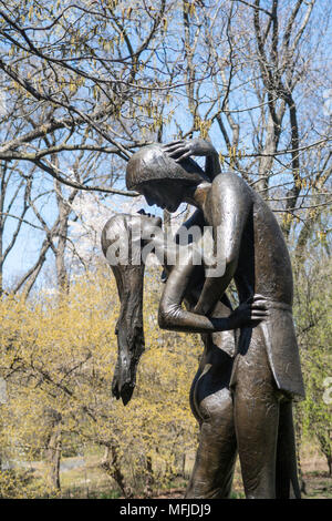 Romeo e Giulietta statua, il Delacorte Theatre, Central Park, NYC Foto Stock