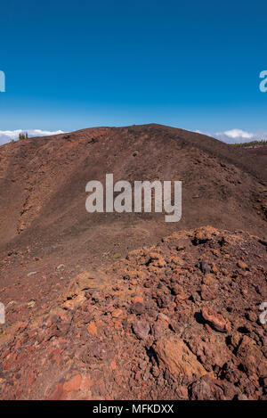 Il cratere vulcanico Samara montagna nel Parco Nazionale del Teide, Tenerife, Isole canarie, Spagna. Foto Stock