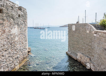 Vista dell antico castello antico di San Pietro o il Castello di Bodrum a Bodrum,Turchia. Foto Stock