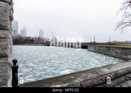 La generazione di Rankine Station è un ex idro-elettrica stazione di generazione lungo il lato canadese del Fiume Niagara in Niagara Falls, Ontario, Foto Stock