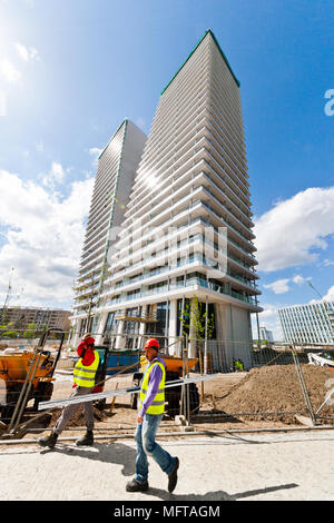 Torre V Praga (arch. Radan Hubička, PSJ investire, 104 m, 30 pater, 3 miliardy Kč), Pankrác, Praha, Česká republika / V Tower, Pankrac district, Praga, Foto Stock