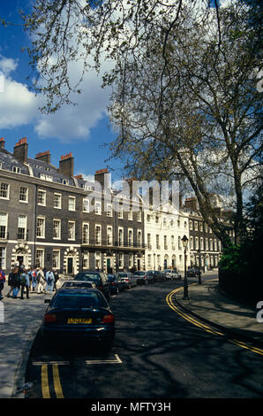 Edifici in stile georgiano in Bedford Square, Bloomsbury, London, esterni, case, terrazzati, periodo, architettura, Città, Paese Foto Stock