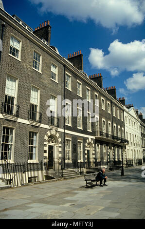 Edifici in stile georgiano in Bedford Square, Bloomsbury, Londra, . Foto Stock