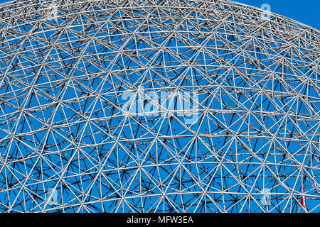 Cupola geodetica creato da architech Buckmister completo per l'Expo 67 a Montreal, Canada. Foto Stock