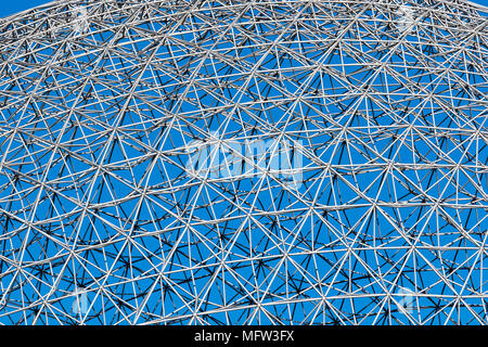 Cupola geodetica creato da architech Buckmister completo per l'Expo 67 a Montreal, Canada. Foto Stock