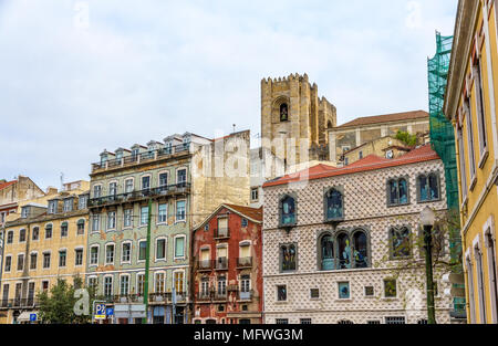 Edifici nel centro della città di Lisbona - Portogallo Foto Stock