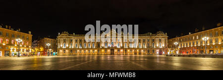 Place du Capitole di Tolosa - Francia Foto Stock