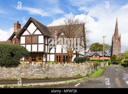 Tradizionale in bianco e nero house, Weobley, Herefordshire UK Foto Stock