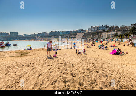 Viking Bay Beach in una calda giornata di sole Foto Stock