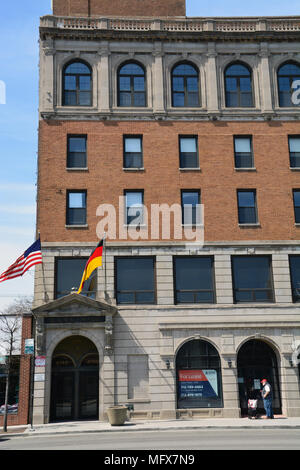 D.A.N.K Haus è un American tedesco centro culturale offrendo istruzione e manifestazioni culturali a Chicago il lato nord Lincoln Square quartiere Foto Stock