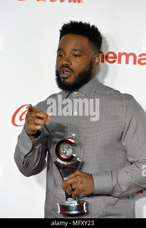 Las Vegas, Nevada, 26 aprile 2018. Ryan Coogler si è aggiudicato "Direttore dell'anno" Al CinemaCon del grande schermo Achievement Awards tenutosi a Caesars Palace a Las Vegas, Nevada. Ken Howard /Alamy Live News Foto Stock