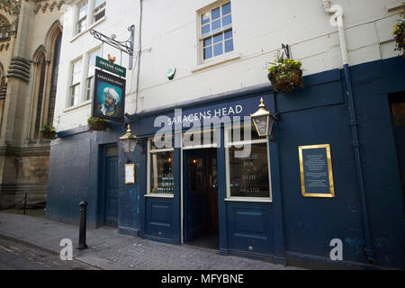 Il Saracens Head bagni più antico pub Inghilterra Regno Unito Foto Stock