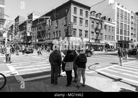 Foto in bianco e nero in Little Italy, New York City Foto Stock