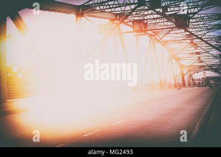 Il Memorial Bridge a Bangkok in Tailandia. (Nel processo di vintage) Foto Stock