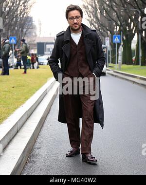 Milano, Italia. 24 Febbraio, 2018. Milano- 24 Febbraio 2018 Alessandro Agazzi sulla strada durante la settimana della moda di Milano Credito: Mauro Del Signore/Pacific Press/Alamy Live News Foto Stock