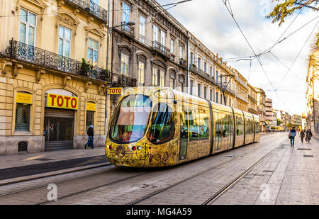 MONTPELLIER, Francia - 05 gennaio: Alstom piattaforme Citadis 302 tram il Jan Foto Stock