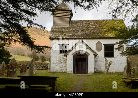 La piccola cappella di Santa Maria in Capel-y-ffin, Galles. Foto Stock