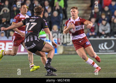 Selezionare Sicurezza Stadium, Widnes, Regno Unito, 27 aprile 2018. Betfred Super League Rugby, Widnes Vikings v Wigan Warriors; George Williams di Wigan Warriors Credito: News immagini /Alamy Live News Foto Stock