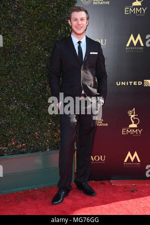 27 aprile 2018 - Pasadena, CA, Stati Uniti - 27 aprile 2018 - Pasadena, California - Jeremy Sneider. 45° Annual Daytime Creative Arts Emmys Awards tenutosi presso il Pasadena Civic Center. Credito fotografico: Birdie Thompson/AdMedia Foto Stock
