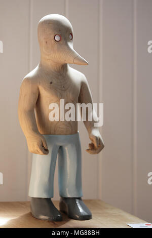 Contemporaneo uomo uccello scultura Foto Stock